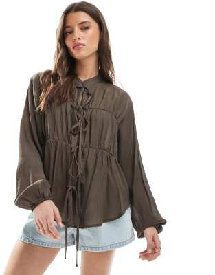 Threadbare - Blouse à manches longues et liens sur le devant - Marron - view 1
