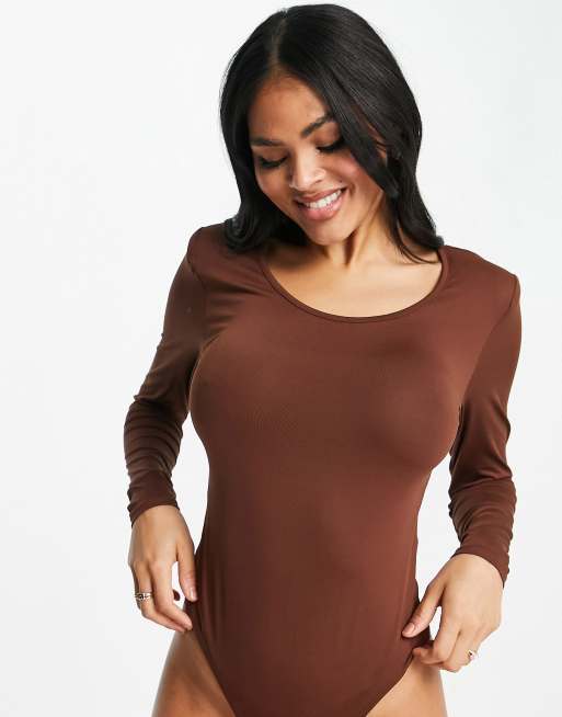 Threadbare - Body super elasticizzato a maniche lunghe con spalline imbottite, colore marrone cioccolato, 3 di 4