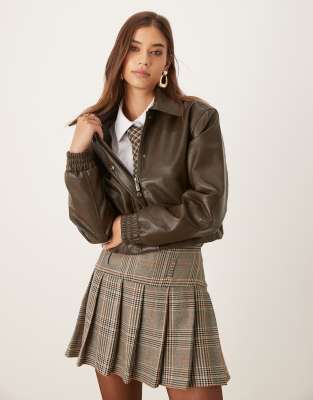 Threadbare - Bomberjacke aus Kunstleder in Schokoladenbraun-Brown