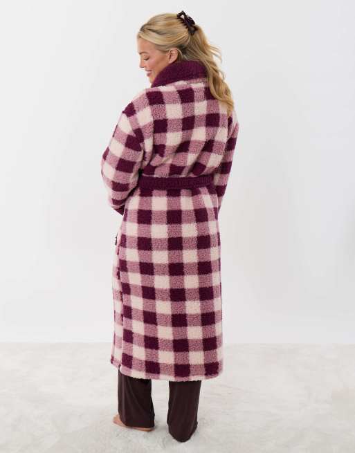 Threadbare Borg dressing gown in plum check in plum, 3 of 5