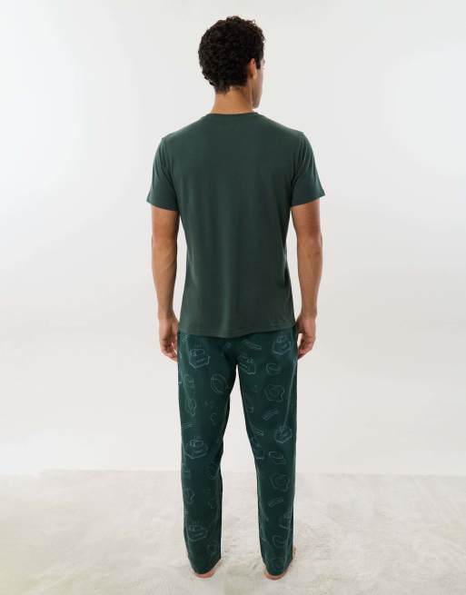 Threadbare Breakfast print christmas pyjama set in dark green, 3 of 4
