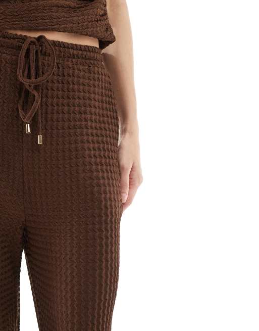 Threadbare - Broek met wijde pijpen, trekkoord en textuur in bruin, deel van co-ord set, 3 van 5