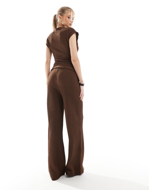 Threadbare - Broek met wijde pijpen, trekkoord en textuur in bruin, deel van co-ord set, 5 van 5