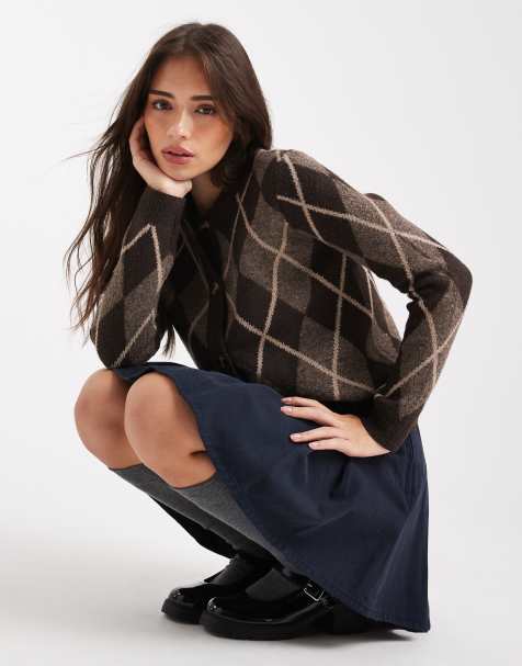 Threadbare button down crew neck cardigan in brown argyle 