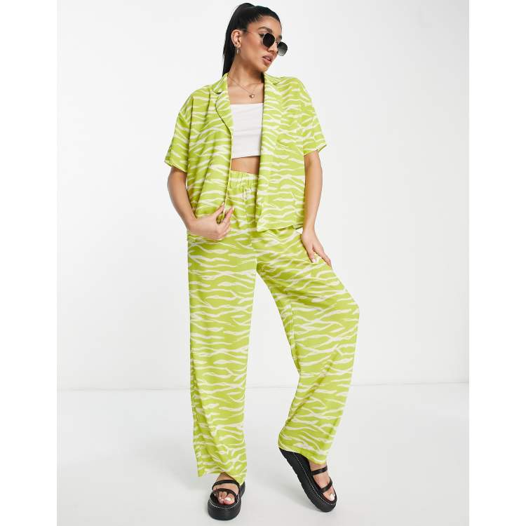 Threadbare Camicia e pantaloni verdi zebrati da spiaggia in