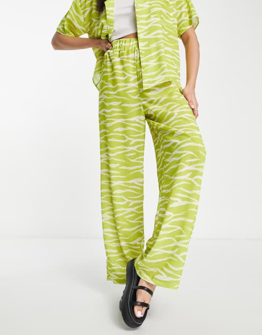 Threadbare Camicia e pantaloni verdi zebrati da spiaggia in