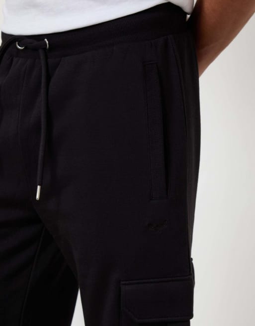 Threadbare Cargo joggers in black, 3 of 4