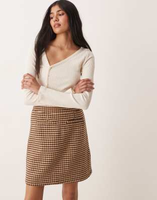Threadbare Threadbare check mini skirt with pocket detail in brown