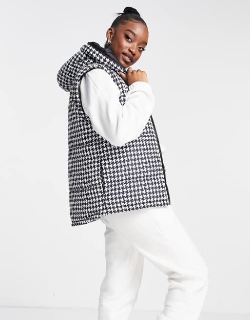 Threadbare - Chrisy - Foret vest med sorte og hvide pepitatern