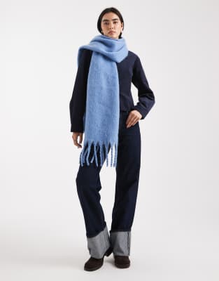 Threadbare Chunky Blanket Scarf In Blue