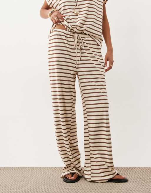 Threadbare co-ord pull on wide leg trousers in ecru and brown stripe, 5 of 5