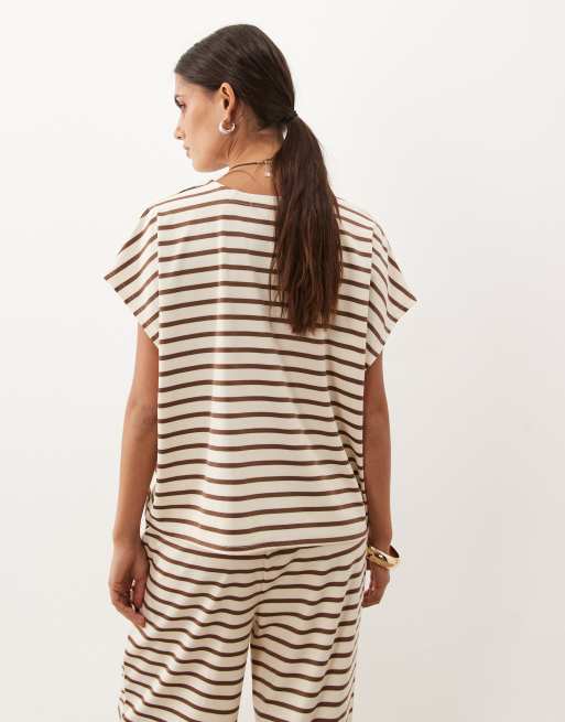 Threadbare co-ord T-shirt i råhvid og brun stribe, 3 af 4