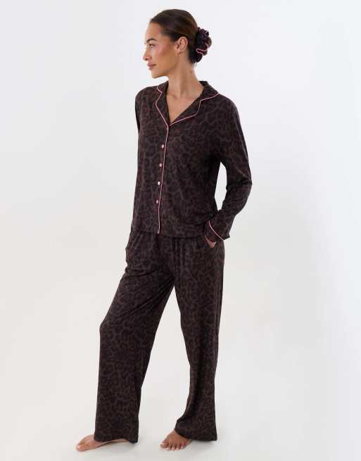 Threadbare Contrast piping pyjama set in leopard, 2 of 5