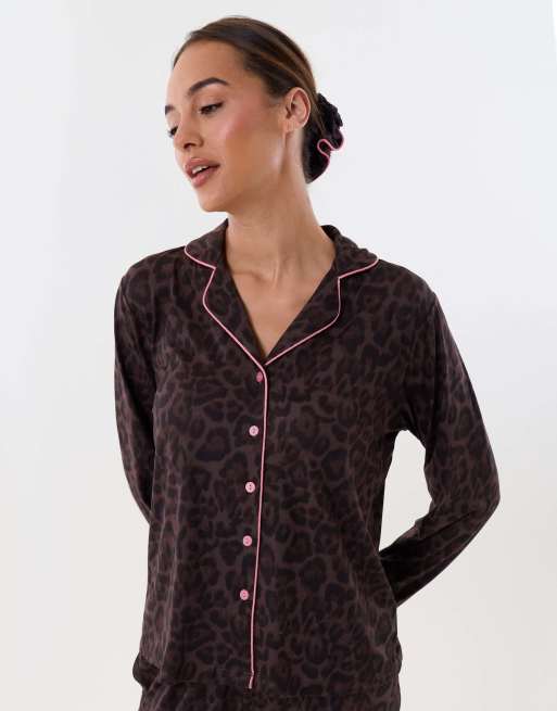 Threadbare Contrast piping pyjama set in leopard, 4 of 5
