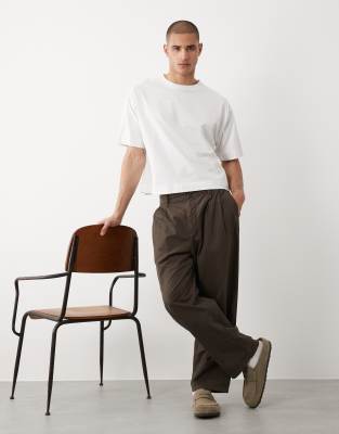 Threadbare Crew Neck Boxy Fit T-shirt In White