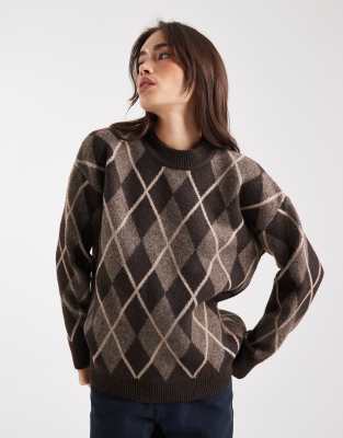 Threadbare Crew Neck Sweater In Brown