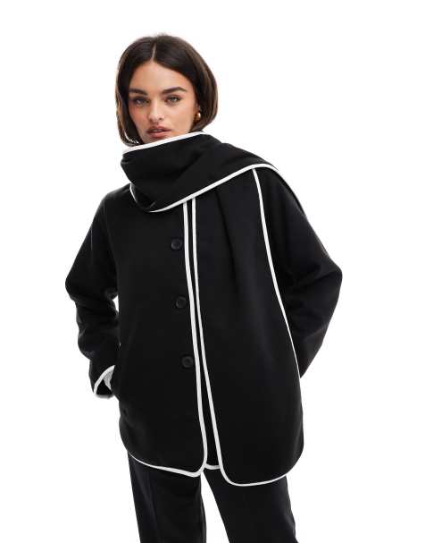Threadbare - Dekenjack met afneembare sjaal in zwart - view 1