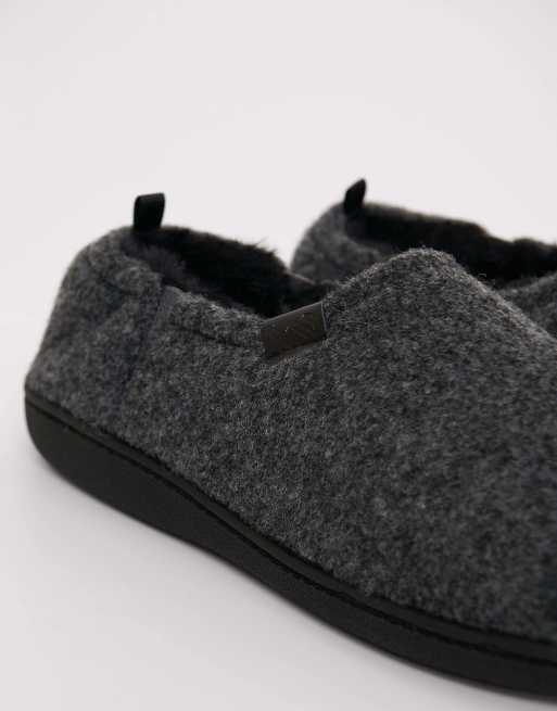 Threadbare Elasticated faux fur lined slippers in charcoal grey, 4 of 5