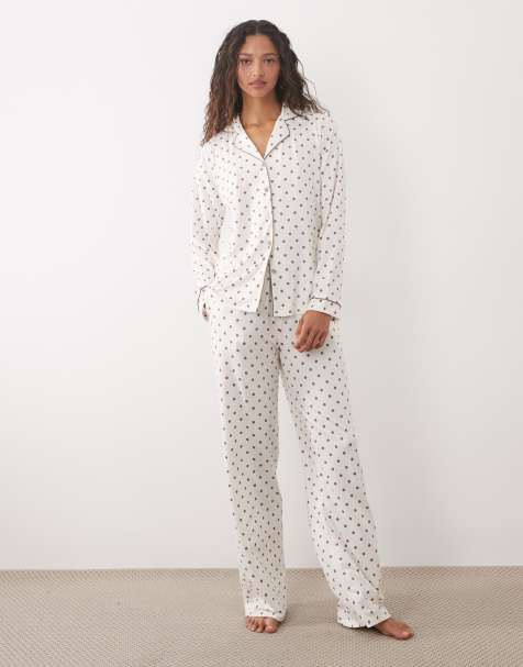 Threadbare - Ensemble de pyjama boutonné ultra doux à pois - Blanc et marron - view 1