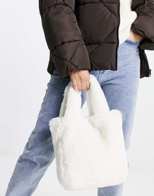 Threadbare faux fur bag in white