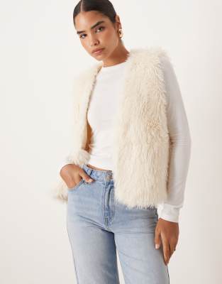 Threadbare faux fur gilet in ecru-White