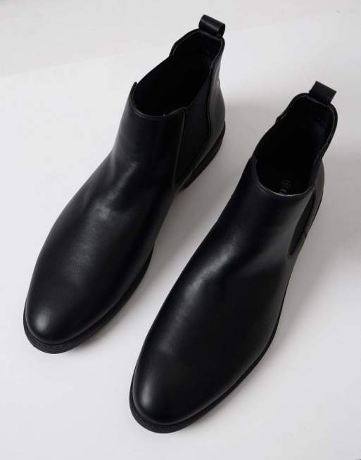 Threadbare Faux leather slip on chelsea boots in black, 2 of 4