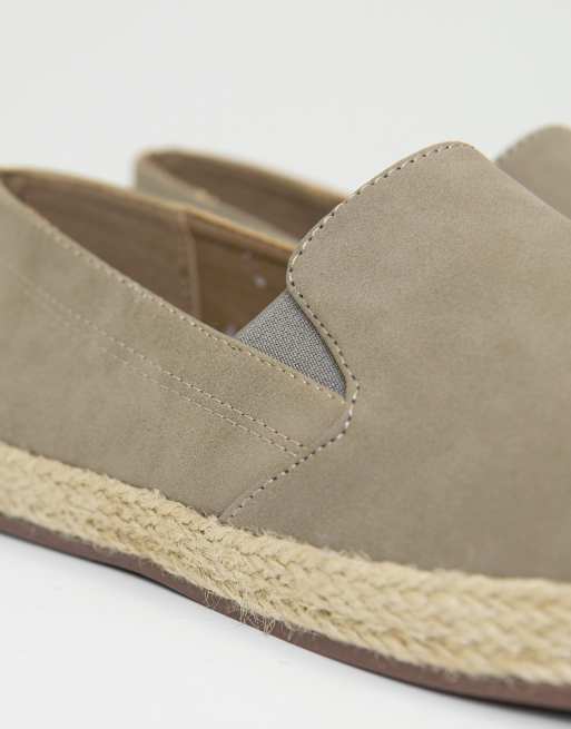 Threadbare Faux suede slip on espadrilles in light beige, 3 of 4