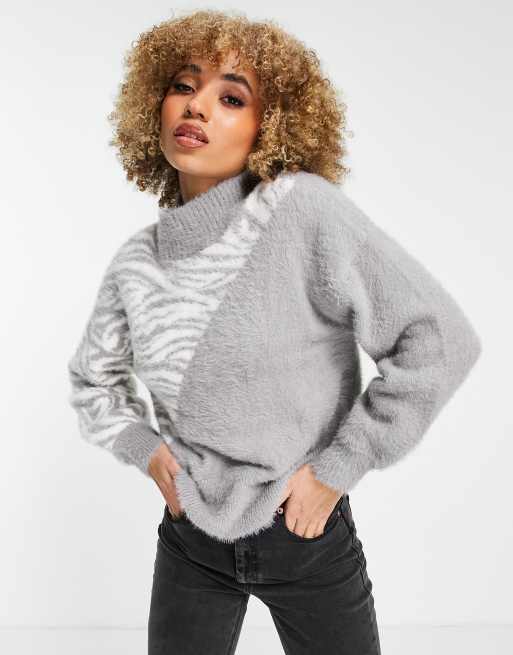 Threadbare - Fay - Hoogsluitende trui met contrasterende dierenprint in grijs