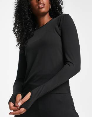 Threadbare Threadbare Fitness running thumbhole long sleeve top in black
