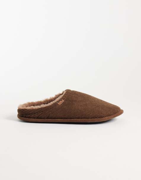 Threadbare fleece lined slip on backless slippers in brown - view 1