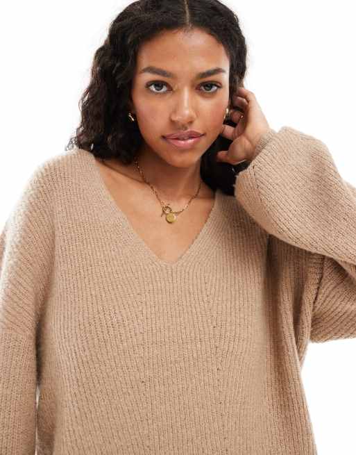 Threadbare fluffy v-neck slouchy jumper in taupe, 3 of 4