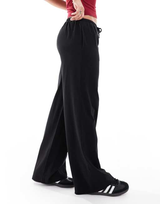 Threadbare – Gerade geschnittene Jersey-Hose in Schwarz mit Kordelzugbund, 3 von 5
