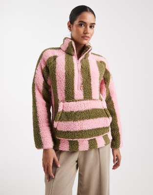 Threadbare - Gestreiftes Lounge-Oberteil in Rosa und Grün mit kurzem Reißverschluss