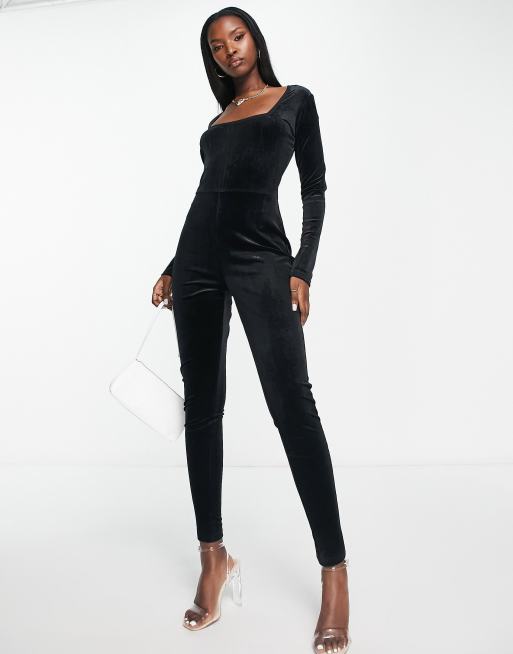 Threadbare – Gina – Velours-Jumpsuit in Schwarz mit eckigem Ausschnitt