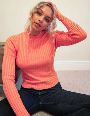 crew neck ribbed jumper