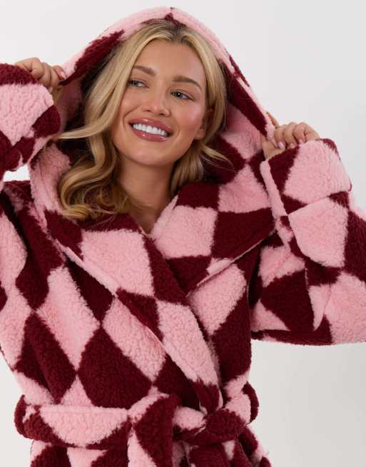 Threadbare Harlequin hooded dressing gown in pink & red in pink, 3 of 5