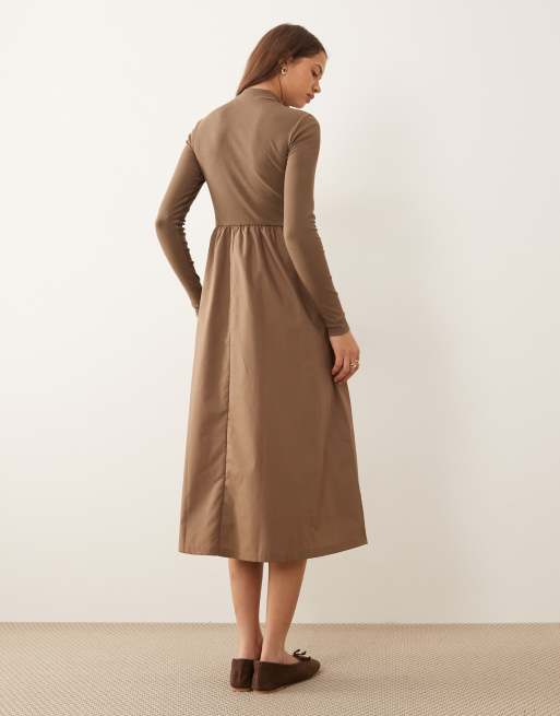 Threadbare – Hochgeschlossenes Midikleid aus Jersey-Popeline-Mix in Mokka, 3 von 4