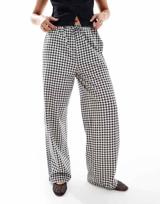 Threadbare – Hose aus Jersey mit schwarz-weißem Vichykaromuster, geradem Bein und Bindeband am Bund, 4 von 5