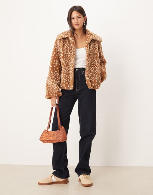 Threadbare - Jack van imitatiebont met oversized kraagje en hertenprint in lichtbruin, 3 van 4