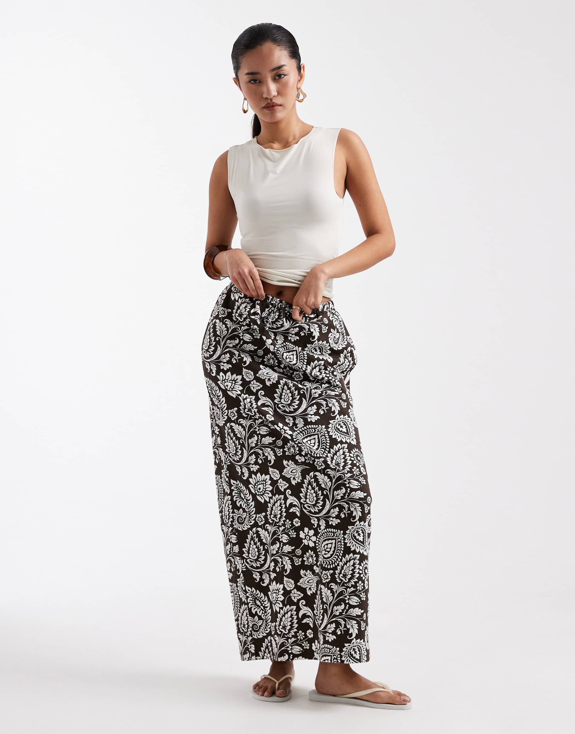 threadbare jersey maxi skirt in brown paisley print
