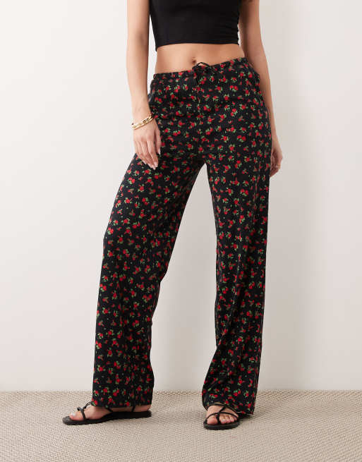 Threadbare jersey pull on pants with drawstring waist in black with red floral print, 2 of 5