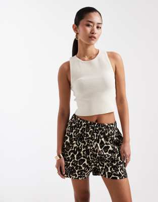 Threadbare jersey pull on shorts with drawstring in leopard print leopard print 4390₽