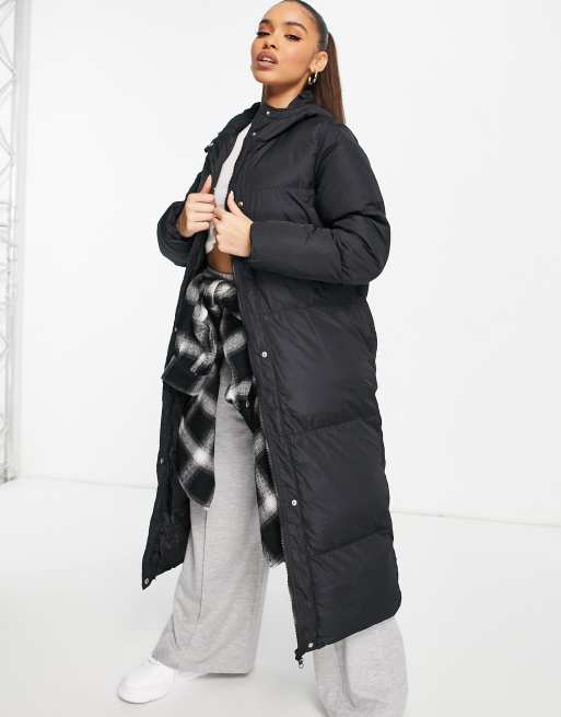 Threadbare Jodie maxi puffer coat in black | ASOS