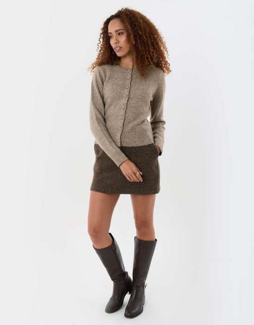 Threadbare Knitted cardigan with shoulder pads in beige, 4 of 5