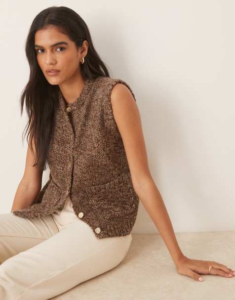 Threadbare knitted waistcoat with gold buttons in brown - view 1
