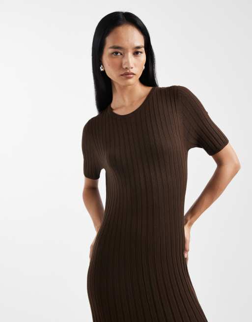 Threadbare – Kurzärmliges Maxi-Strickkleid in Schokobraun, 2 von 4