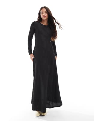 Threadbare - Langärmliges, geripptes Maxikleid in Schwarz