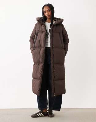 【157,300→35,000円】Drawer_Aラインフードロングコート Threadbare long padded coat with hood and front pockets in