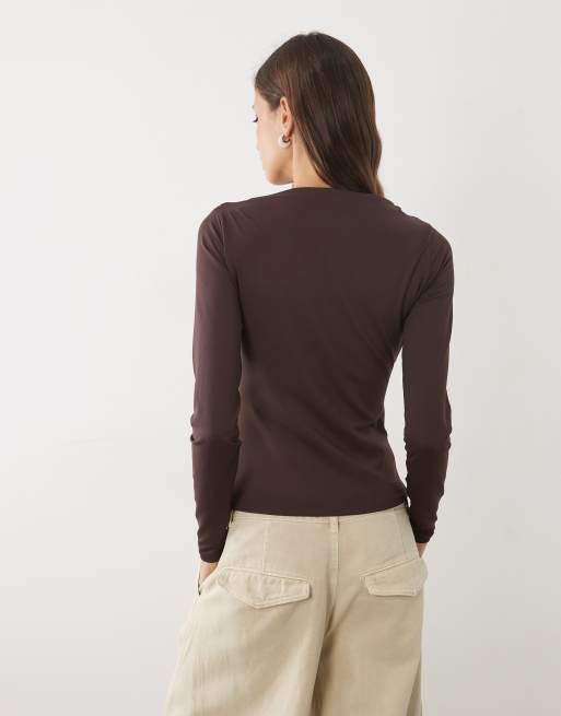 Threadbare long sleeve draped top with brooch detail in burgundy, 4 of 4