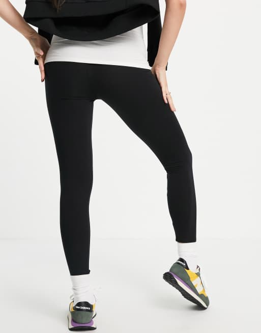 Threadbare Maternity supersoft leggings in black, 2 of 4